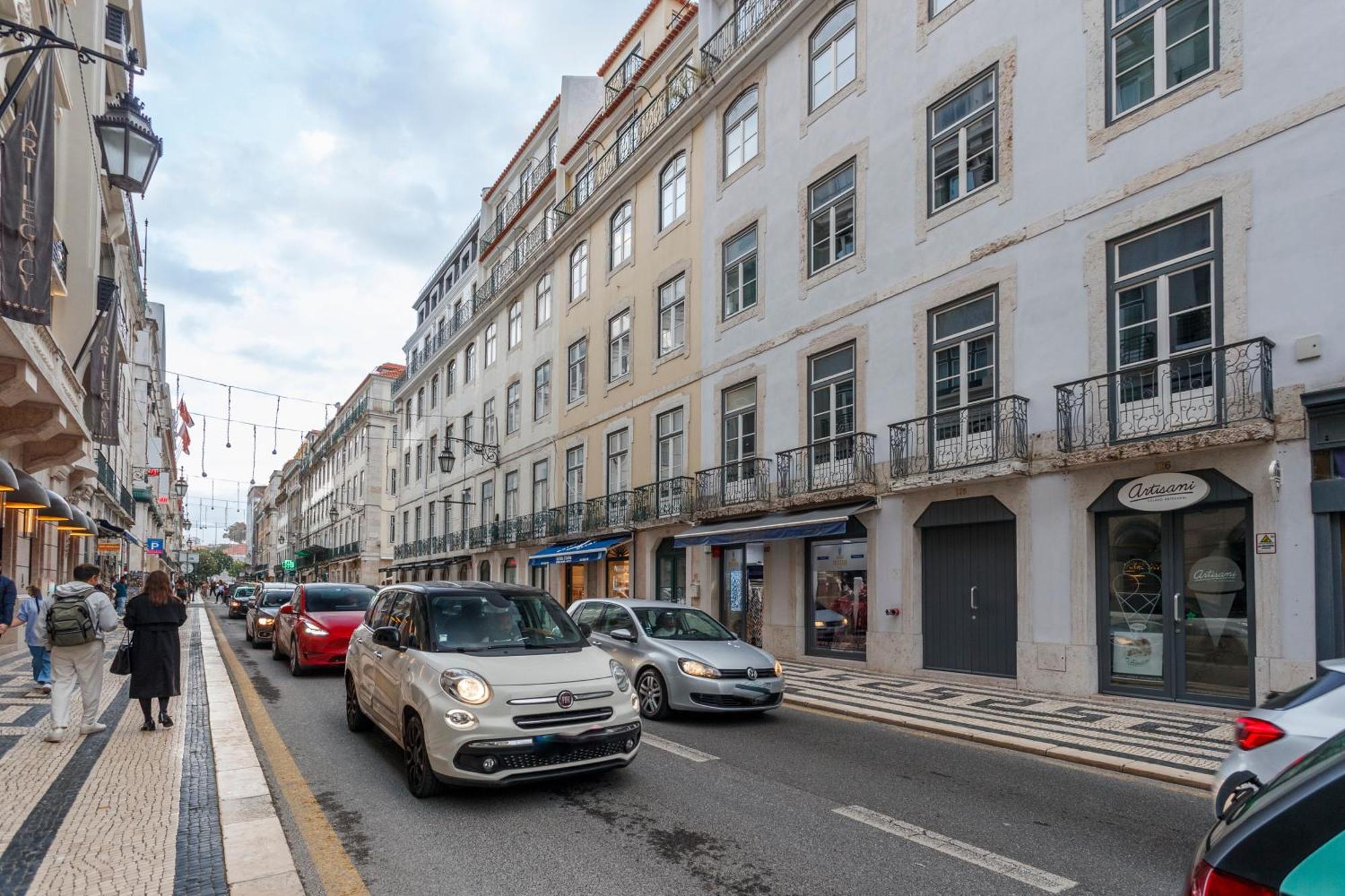 With Balcony In A Street In The Historic Center Of Downtown Apartment *